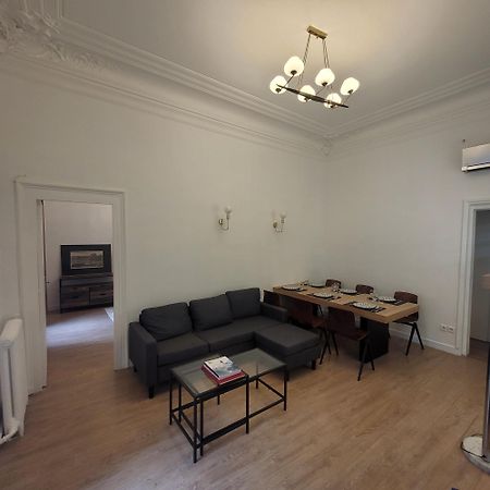 Bel Appartement Champs Elysees Avec 2 Chambres París Exterior foto